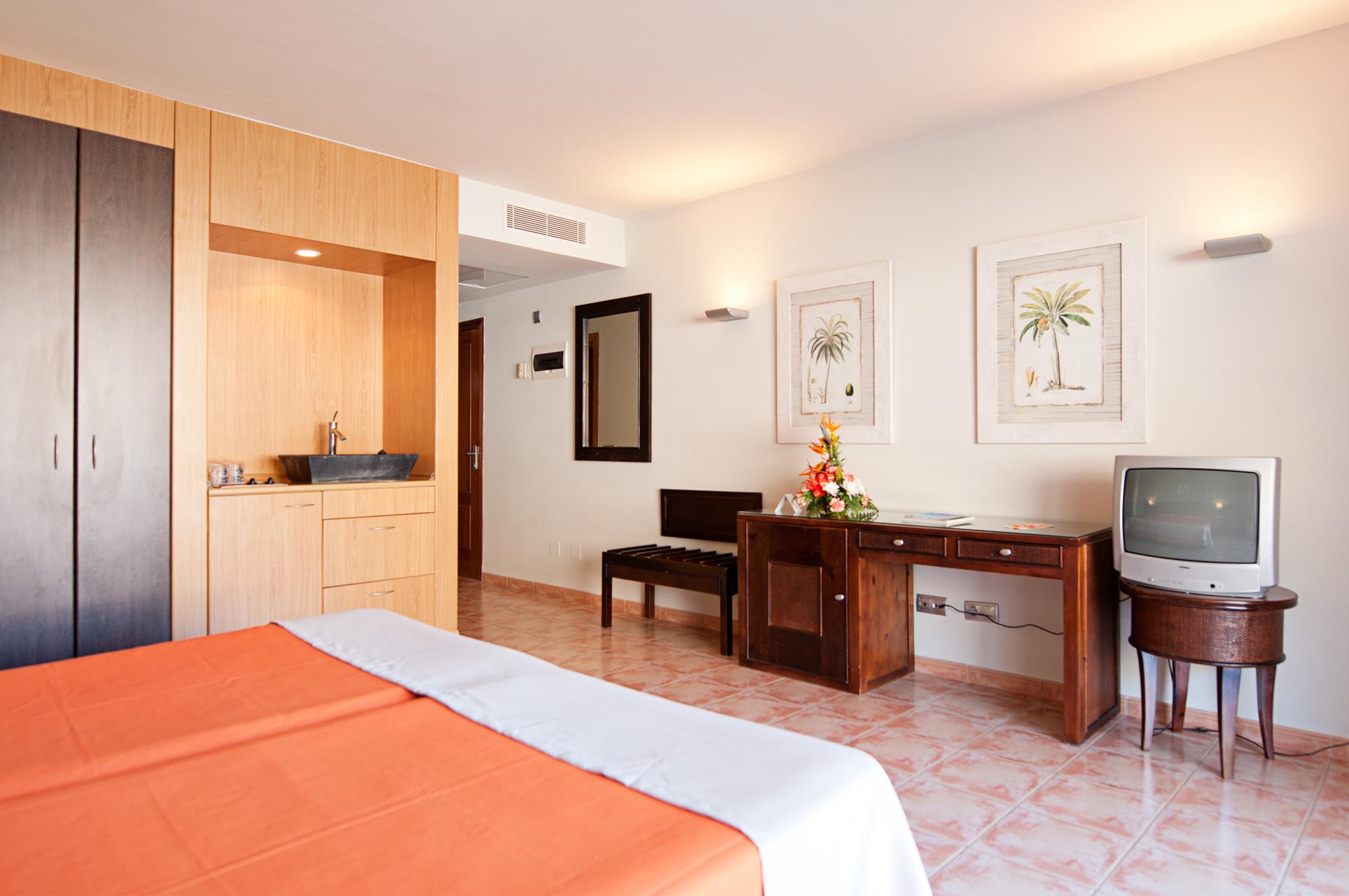 Hotel Livvo Lago Taurito & Aquapark Dış mekan fotoğraf